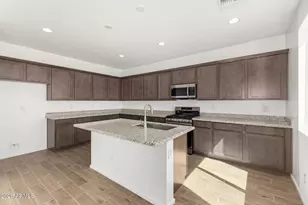 46855 W Crescent Moon Dr, Maricopa, AZ 85139 - Photo 4