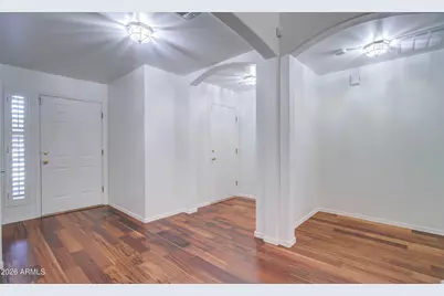 9271 W Sunnyslope Lane, Peoria, AZ 85345 - Photo 2