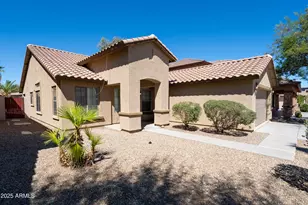 15354 W Tasha Dr, Surprise, AZ 85374 - Photo 4