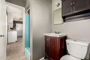 2231 N 28th St, Phoenix, AZ 85008 - Photo 20