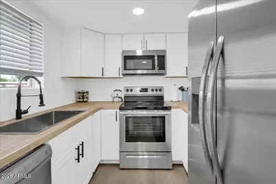 413 E Linda Lane #D, Gilbert, AZ 85234 - Photo 12