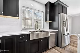 10318 W Calle Del Oro, Phoenix, AZ 85037 - Photo 6