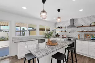 8319 E Vista Dr, Scottsdale, AZ 85250 - Photo 10