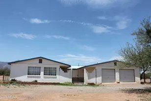 6217 S Natoma Trail, Hereford, AZ 85615 - Photo 1