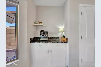 11480 W Austin Thomas Drive, Surprise, AZ 85378 - Photo 14