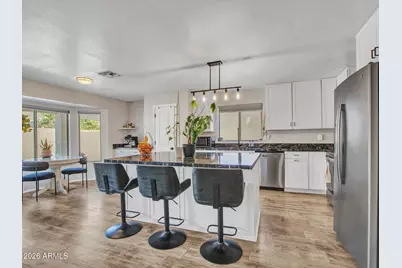 11480 W Austin Thomas Drive, Surprise, AZ 85378 - Photo 6