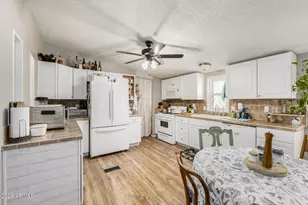 2120 E Bluefield Ave, Phoenix, AZ 85022 - Photo 6