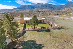 1675 E Loma Ln, Sierra Vista, AZ 85650 - Photo 2