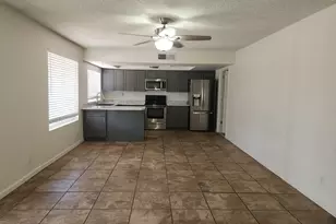 9645 N 63rd Dr, Glendale, AZ 85302 - Photo 4