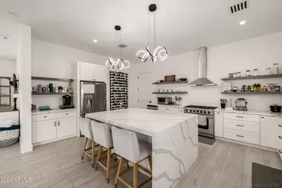 6912 E Thunderbird Road, Scottsdale, AZ 85254 - Photo 2