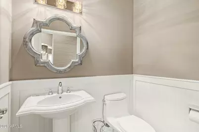 326 W Loma Lane, Phoenix, AZ 85021 - Photo 12