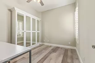 326 W Loma Ln, Phoenix, AZ 85021 - Photo 24