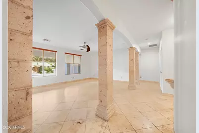 2218 W Magdalena Lane, Phoenix, AZ 85041 - Photo 12