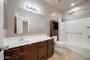 2218 W Magdalena Ln, Phoenix, AZ 85041 - Photo 16
