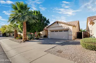 2218 W Magdalena Ln, Phoenix, AZ 85041 - Photo 2