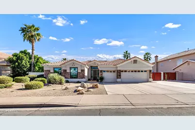 2047 E Victor Road, Gilbert, AZ 85296 - Photo 2