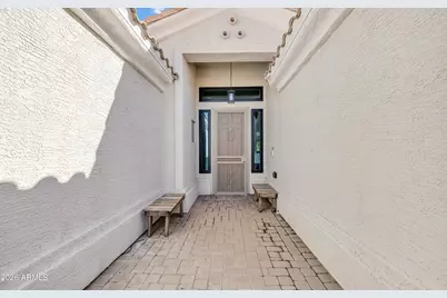 2047 E Victor Road, Gilbert, AZ 85296 - Photo 4