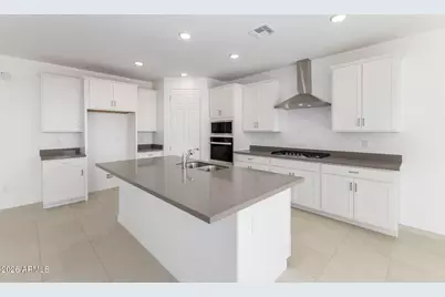 18525 W Tohono Drive, Goodyear, AZ 85338 - Photo 2