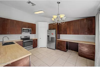 8111 E Des Moines Street E, Mesa, AZ 85207 - Photo 10