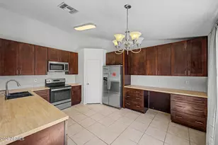 8111 E Des Moines Street E, Mesa, AZ 85207 - Photo 10
