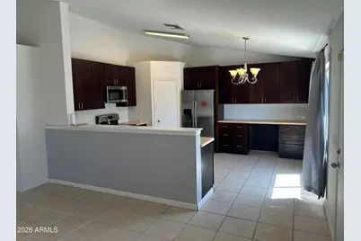 8111 E Des Moines Street E, Mesa, AZ 85207 - Photo 4