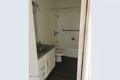 2021 W Hayward Avenue #Apt 27, Phoenix, AZ 85021 - Photo 12