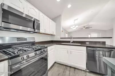 12658 W Desert Mirage Drive, Peoria, AZ 85383 - Photo 18