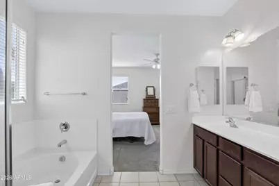 2069 W Kenton Way, San Tan Valley, AZ 85144 - Photo 16