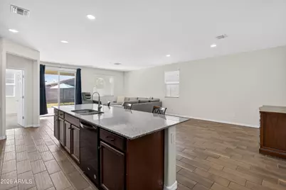 2069 W Kenton Way, San Tan Valley, AZ 85144 - Photo 8