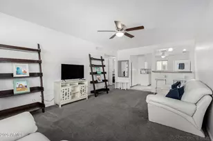 420 W Earll Dr, Phoenix, AZ 85013 - Photo 2