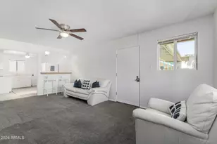 420 W Earll Dr, Phoenix, AZ 85013 - Photo 4