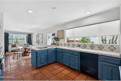 5814 N Echo Canyon Lane, Phoenix, AZ 85018 - Photo 16