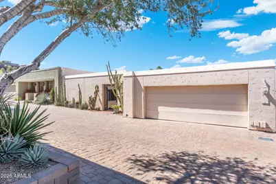 5814 N Echo Canyon Lane, Phoenix, AZ 85018 - Photo 2