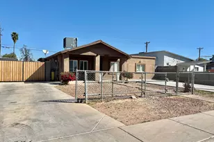 10918 W Durango St, Avondale, AZ 85323 - Photo 6