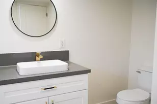 10918 W Durango St, Avondale, AZ 85323 - Photo 12