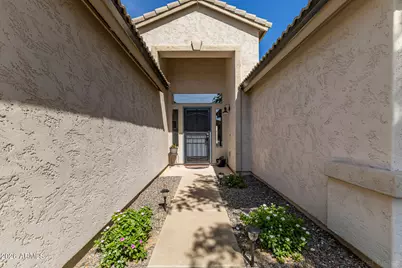 8738 E Posada Avenue, Mesa, AZ 85212 - Photo 12