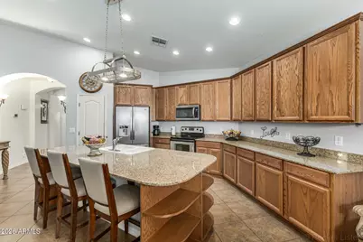 4029 W Saint Anne Avenue, Phoenix, AZ 85041 - Photo 14