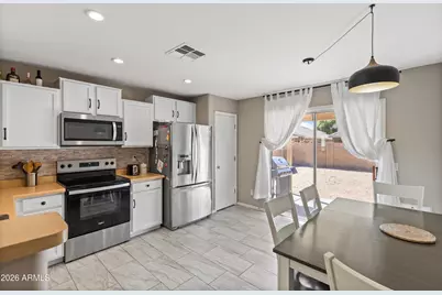 11549 W Vogel Avenue, Youngtown, AZ 85363 - Photo 2