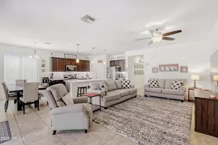 14386 W Aster Dr, Surprise, AZ 85379 - Photo 2