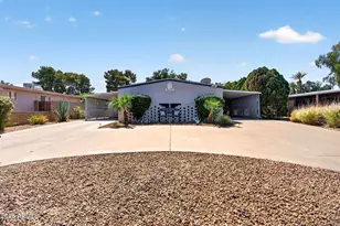 9039 E Fairway Blvd, Sun Lakes, AZ 85248 - Photo 1