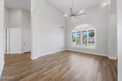 8240 W Villa Lindo Drive, Peoria, AZ 85383 - Photo 8