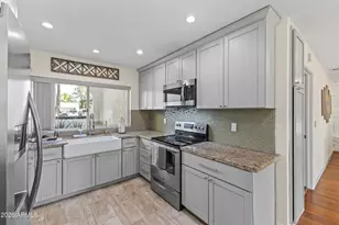 5245 E Acoma Dr, Scottsdale, AZ 85254 - Photo 12