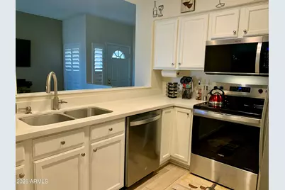 16118 W Vista N Drive, Sun City West, AZ 85375 - Photo 10