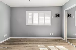 2020 W Union Hills Dr, Phoenix, AZ 85027 - Photo 14