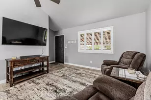 2020 W Union Hills Dr, Phoenix, AZ 85027 - Photo 6