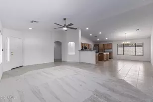 15847 W Saguaro Ln W, Surprise, AZ 85374 - Photo 6