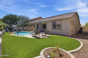 4827 S McMinn Ct, Gilbert, AZ 85298 - Photo 2