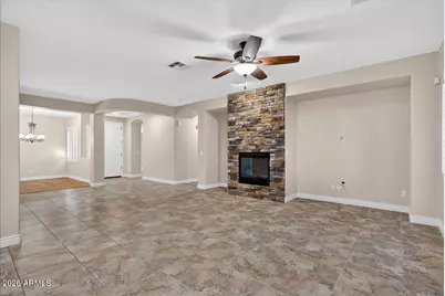 27834 N Gidiyup Trail, Phoenix, AZ 85085 - Photo 14