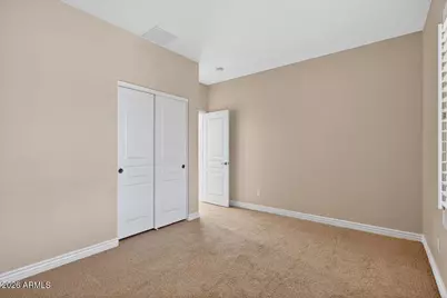 27834 N Gidiyup Trail, Phoenix, AZ 85085 - Photo 32