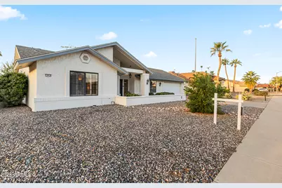 13619 W Gardenview Drive, Sun City West, AZ 85375 - Photo 2